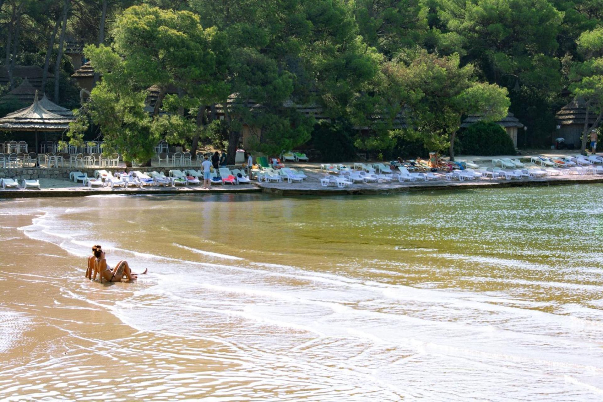 Pine Beach Pakostane Glamping Homes المظهر الخارجي الصورة