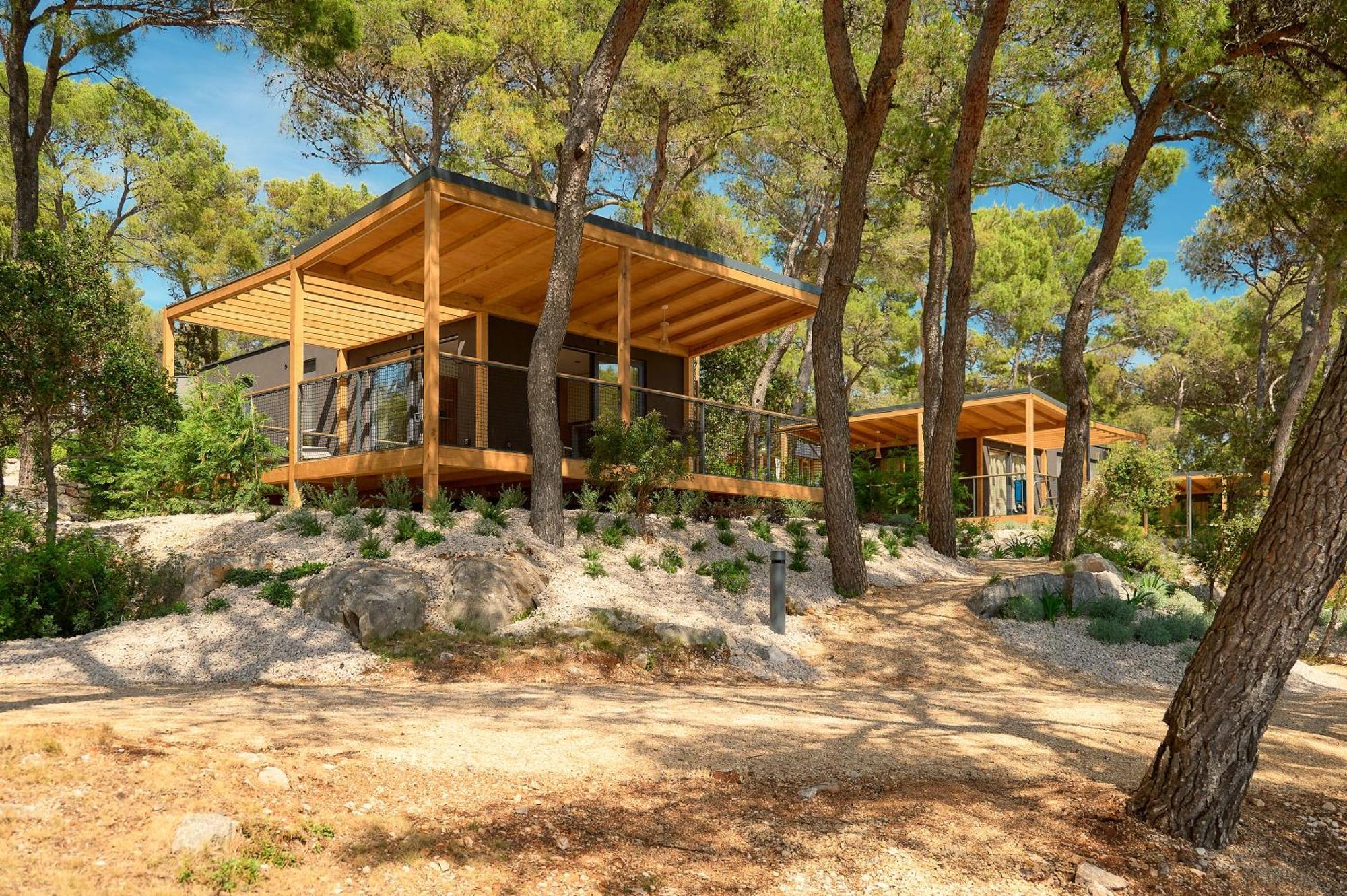 Pine Beach Pakostane Glamping Homes المظهر الخارجي الصورة