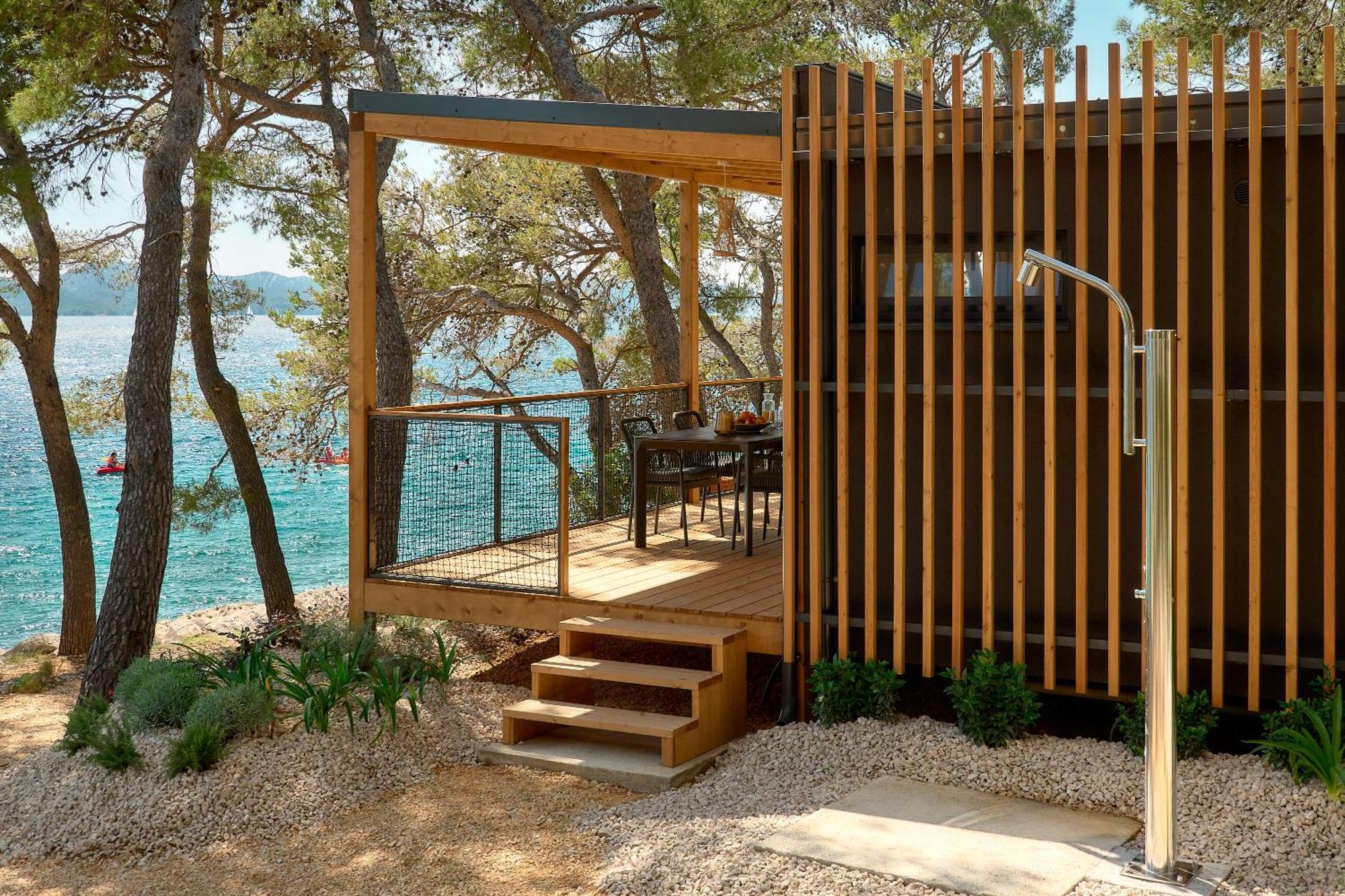 Pine Beach Pakostane Glamping Homes المظهر الخارجي الصورة
