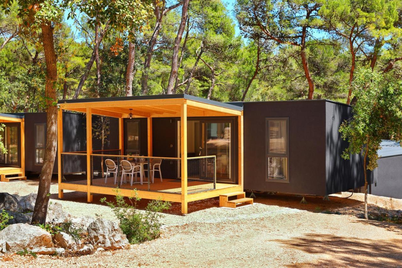 Pine Beach Pakostane Glamping Homes المظهر الخارجي الصورة